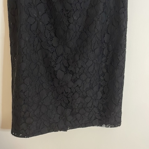 NEW Chaps Polo Lace Skirt Mid 10 Black Pencil Straight Midi Knee Floral Monochro - Picture 3 of 12